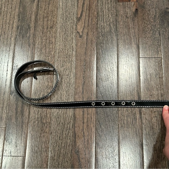 Belt - Picture 2 of 3